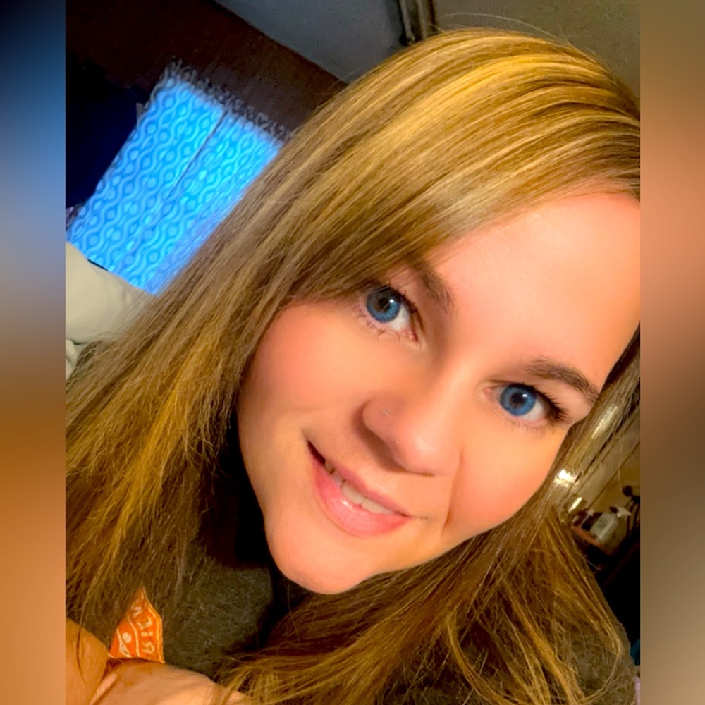 Meet your Posher, Brittany